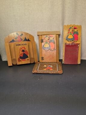 Vtg Dutch Painted Wood Notepads, Broom Holder, Trivet
